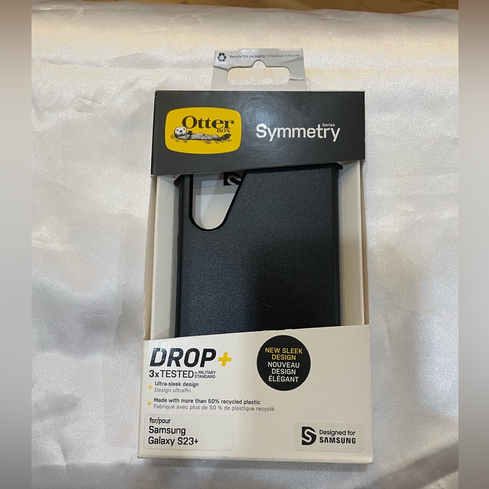 NEW Otter Box Otterbox Symmetry Ultra Slim Case for Samsung Galaxy S23+ Black